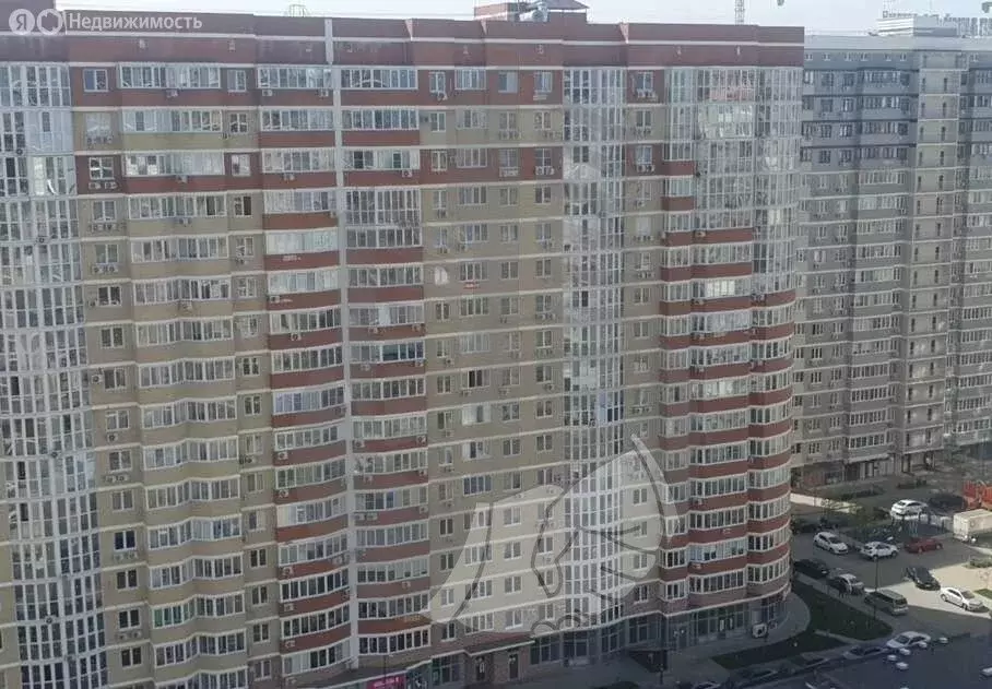 2-комнатная квартира: Краснодар, улица Цезаря Куникова, 24к3 (60 м) - Фото 1