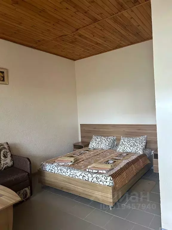 Комната Крым, Сакский район, Лесновское с/пос, с. Прибрежное ул. ... - Фото 0
