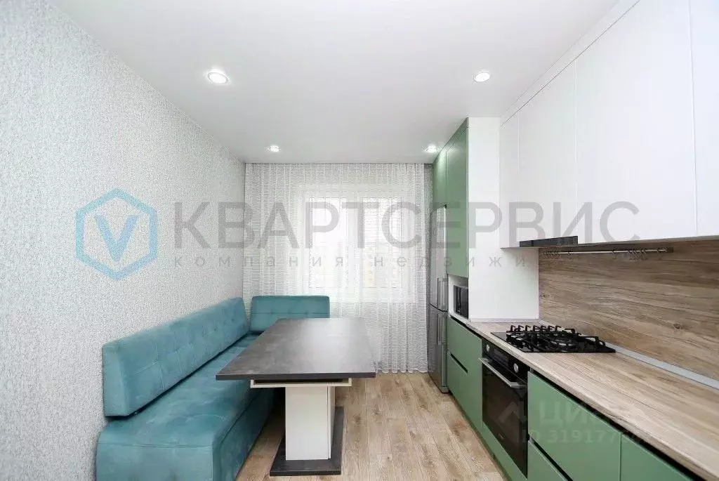 3-к кв. Омская область, Омск проезд 1-й Амурский, 11 (77.0 м) - Фото 1