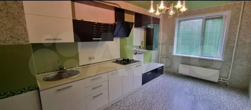 3-к кв. Саратовская область, Балаково ул. Академика Жук, 2 (94.0 м) - Фото 1
