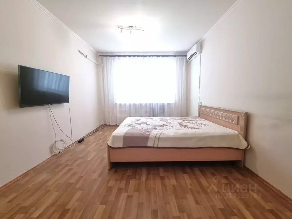 2-к кв. Волгоградская область, Волгоград бул. Энгельса, 36 (51.4 м) - Фото 0