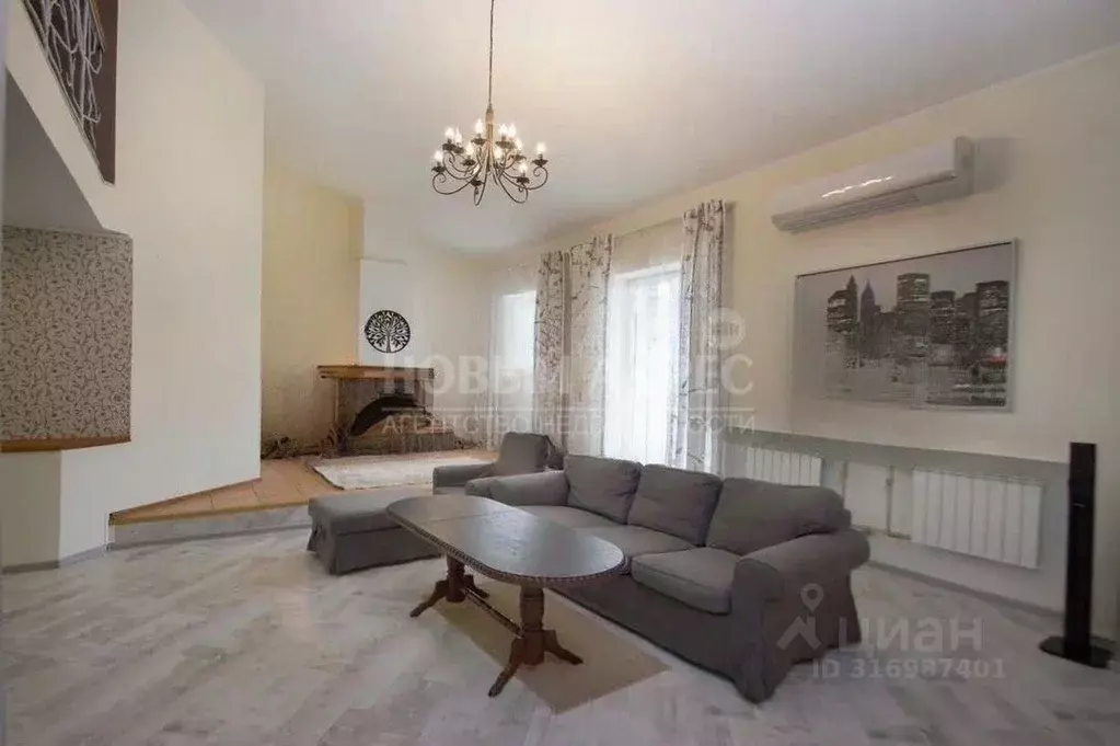 6-к кв. Калужская область, Калуга ул. Чичерина, 18 (280.0 м) - Фото 0