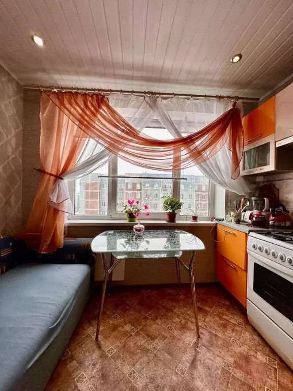 2-к кв. Ленинградская область, Гатчина ул. Авиатриссы Зверевой, 13к2 ... - Фото 1