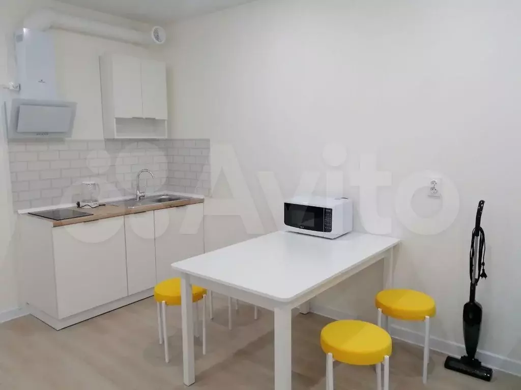 Квартира-студия, 32 м, 4/18 эт. - Фото 0