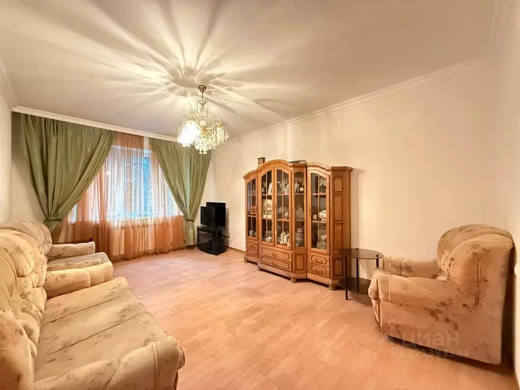 4-к кв. Кабардино-Балкария, Нальчик Московская ул. (97.1 м) - Фото 1