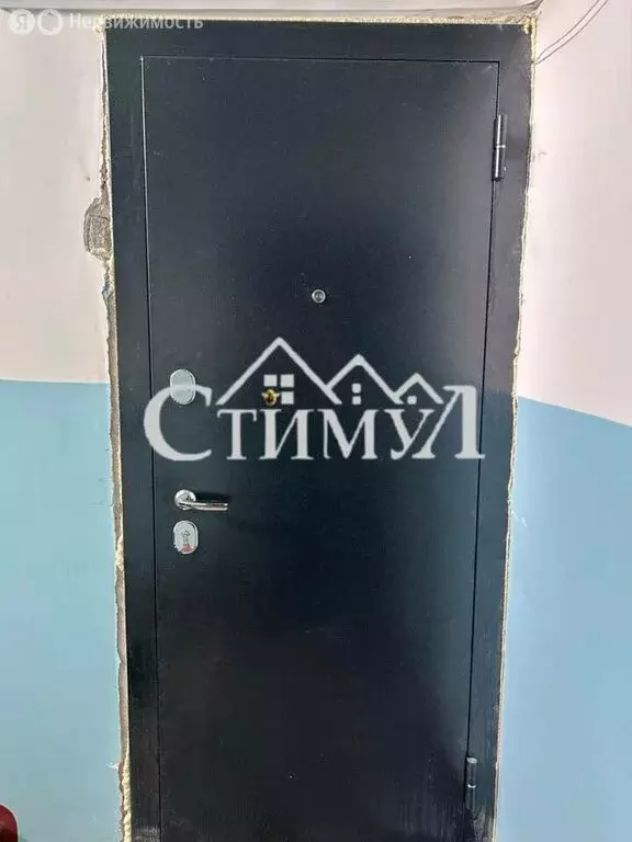 3-комнатная квартира: Абакан, улица Кирова, 97 (60.8 м) - Фото 1