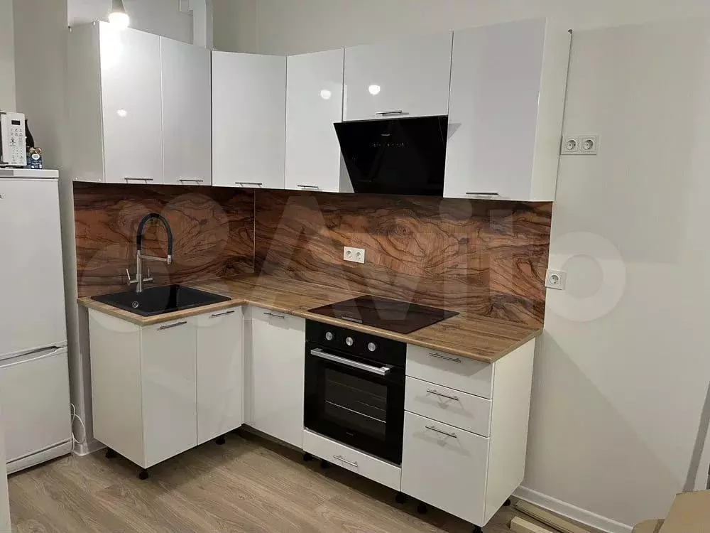 Комната 22,4 м в 1-к., 1/5 эт. - Фото 0