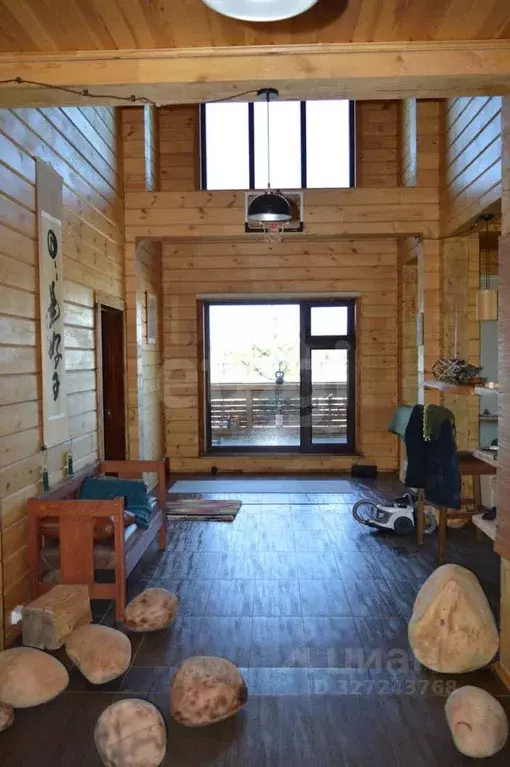 Дом в Ямало-Ненецкий АО, Тарко-Сале Пуровский район, Набережная ул., ... - Фото 1