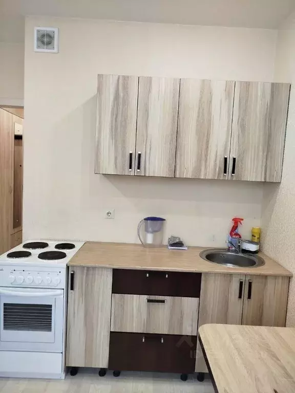 Студия Тюменская область, Тюмень ул. Фармана Салманова, 26 (19.0 м) - Фото 1