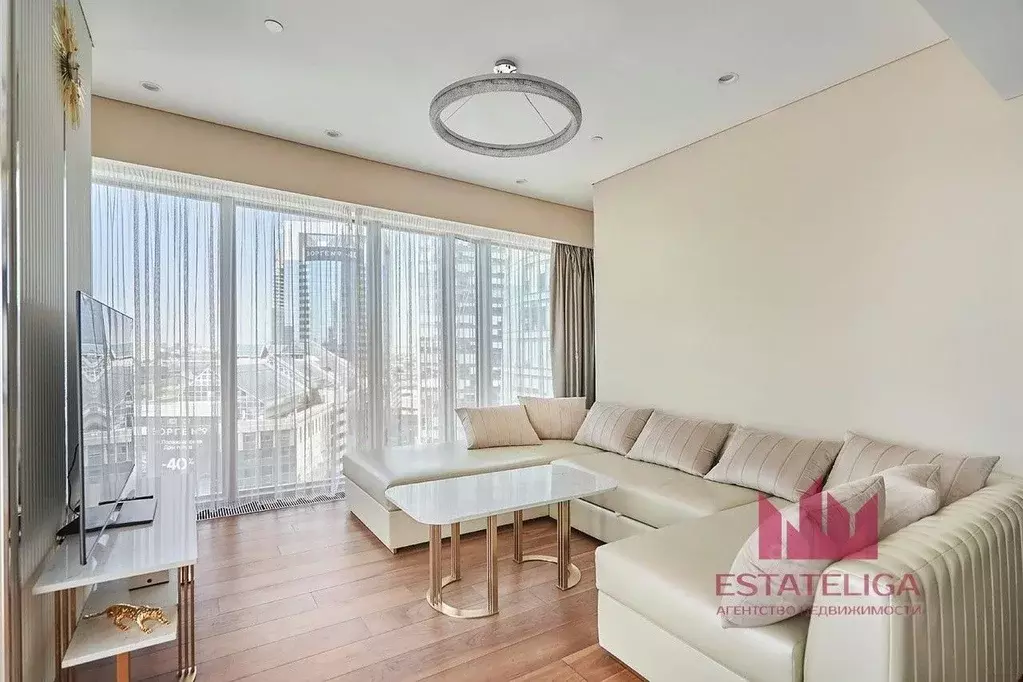 2-к кв. Москва 1-й Красногвардейский проезд, 21с2 (110.0 м) - Фото 1