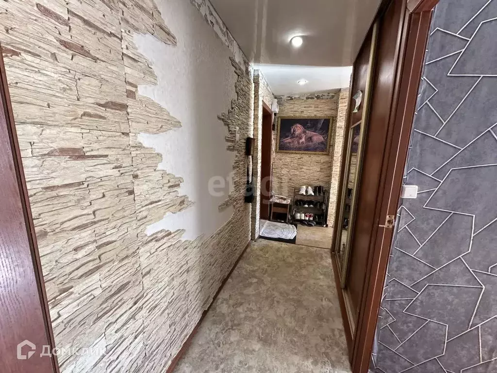 Продаётся 3-к квартира, 56.9 м - Фото 1