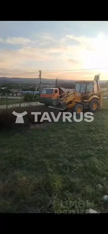 Участок в Крым, Симферопольский район, Добровское с/пос, с. Заречное ... - Фото 1