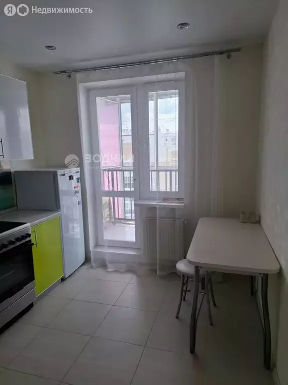 1-комнатная квартира: Чебоксары, Радужная улица, 10 (37 м) - Фото 1