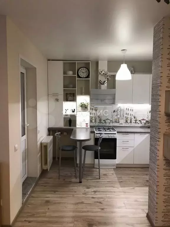 1-к. квартира, 40 м, 3/18 эт. - Фото 0
