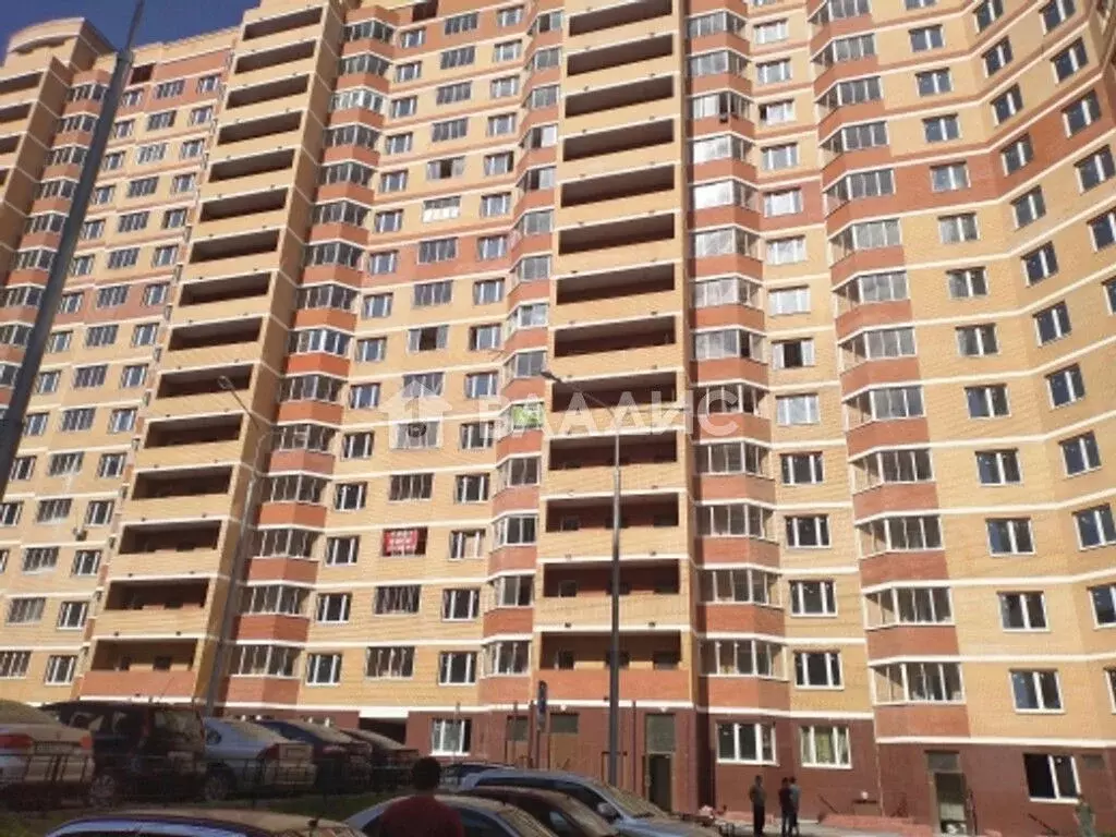 Продается 2-комнатная квартира - Фото 1