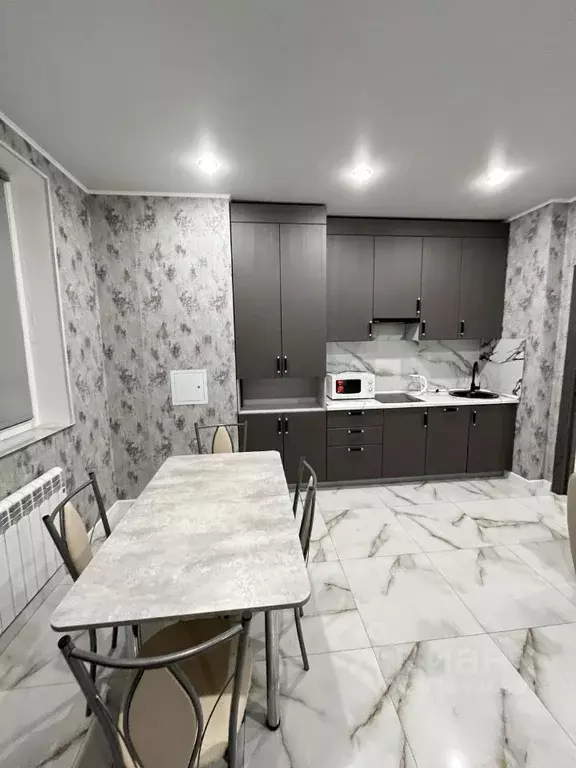 2-к кв. Астраханская область, Астрахань ул. Трофимова, 7А (60.0 м) - Фото 2