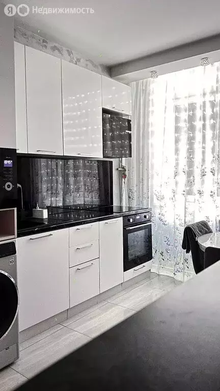 3-комнатная квартира: Якутск, улица Каландаришвили, 40/2 (61.7 м) - Фото 1