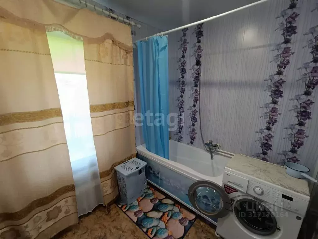 Дом в Амурская область, Свободный ул. 50 лет Октября (41 м) - Фото 1
