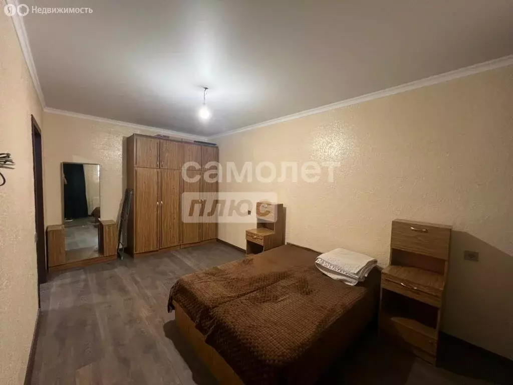 1-комнатная квартира: Нальчик, улица Толстого, 180Б (36 м) - Фото 1