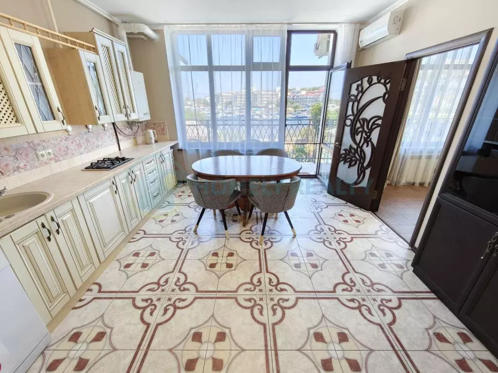 4-к кв. Севастополь ул. Степаняна, 10Б (173.7 м) - Фото 1