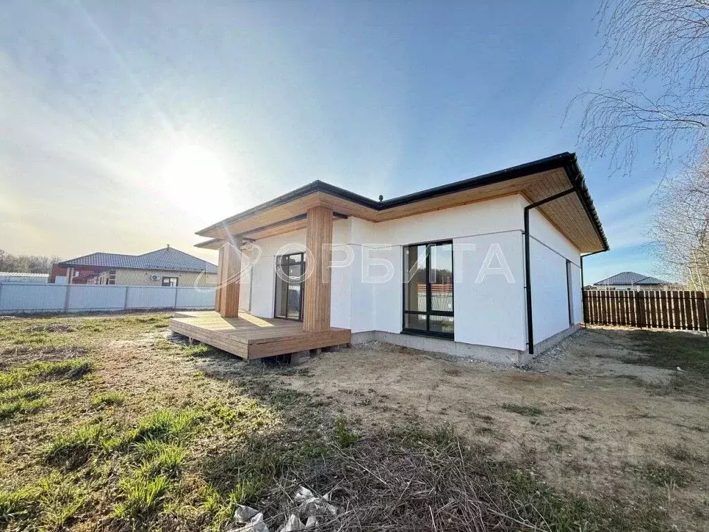 Дом в Тюменская область, Тюменский район, д. Зубарева Центральная ул. ... - Фото 1