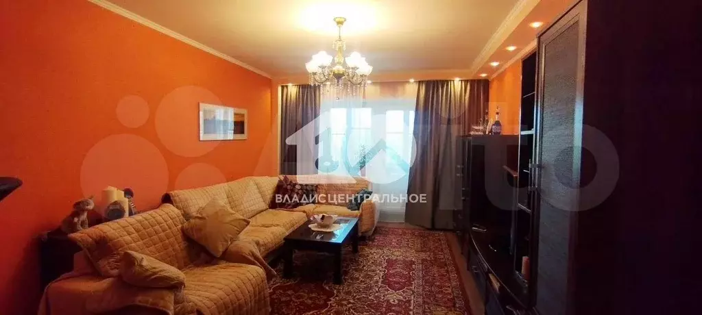 3-к. квартира, 70 м, 4/6 эт. - Фото 0