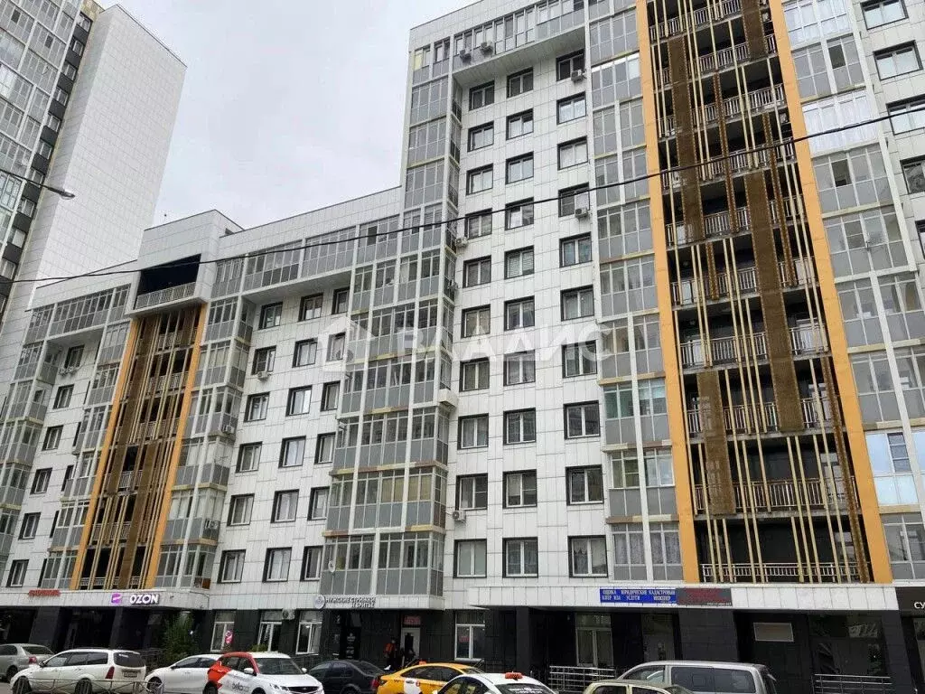 Продается 3-комнатная квартира - Фото 1