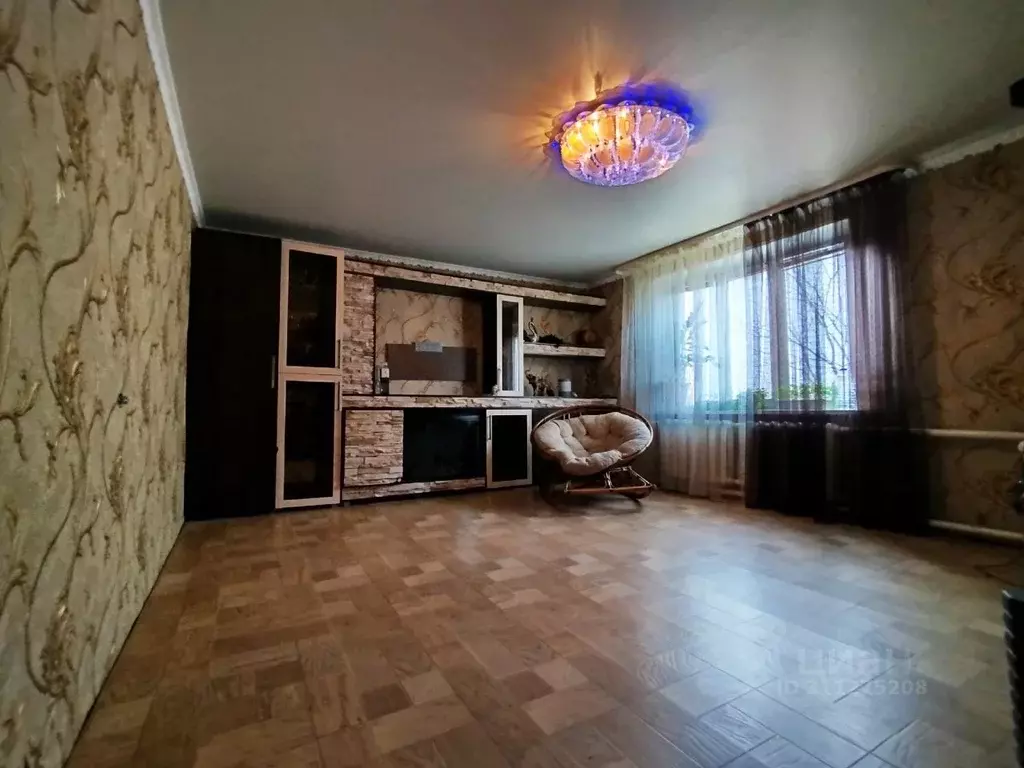 Дом в Челябинская область, Копейск пос. Октябрьский, ул. Вишневая (123 ... - Фото 1