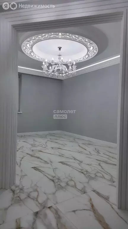 2-комнатная квартира: Грозный, улица Мамсурова, 1 (50 м) - Фото 1