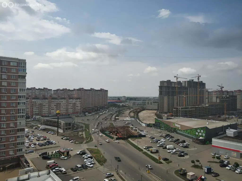 2-комнатная квартира: Краснодар, улица Евгении Жигуленко, 3 (60.9 м) - Фото 0