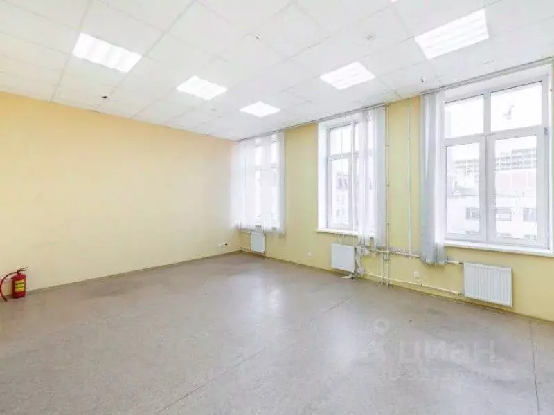 Склад в Санкт-Петербург Уральская ул., 19к8 (43 м) - Фото 1