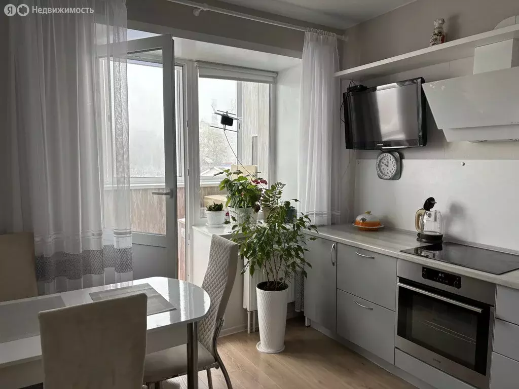 1-комнатная квартира: Сыктывкар, улица Домны Каликовой, 60/1 (32 м) - Фото 0