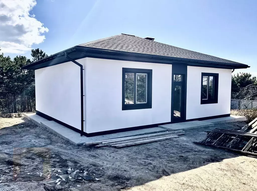 Дом в Севастополь ш. Фиолентовское, 2 (80 м) - Фото 1