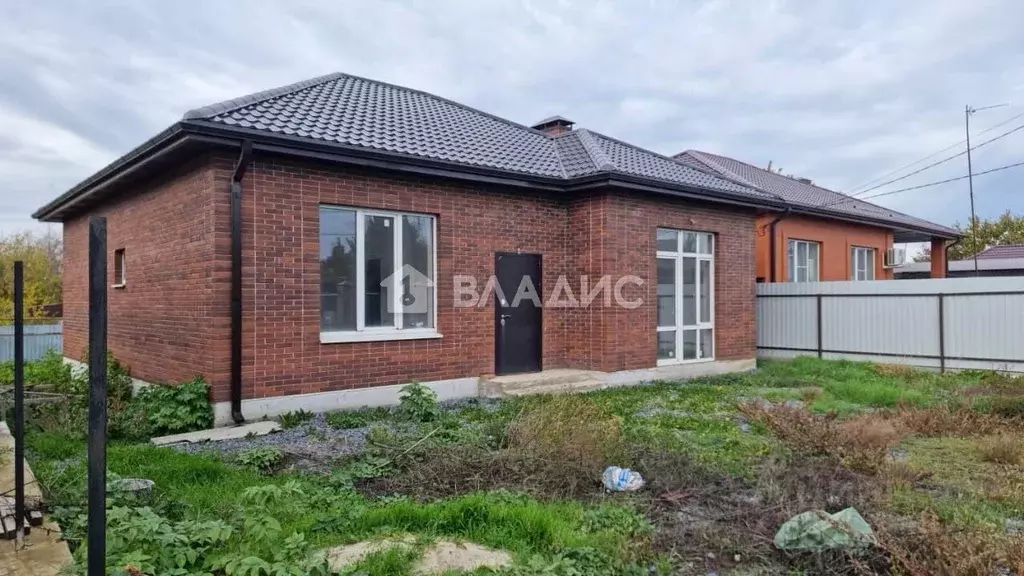 Дом в Ростовская область, Мясниковский район, с. Чалтырь ... - Фото 1