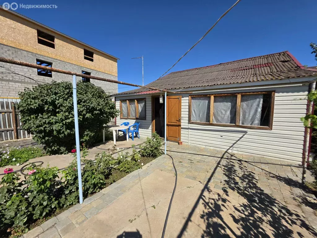 Дом в Астрахань, 1-й проезд Рождественского (70 м) - Фото 1