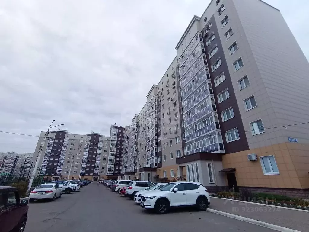 1-к кв. Башкортостан, Стерлитамак просп. Октября, 87 (40.0 м) - Фото 1