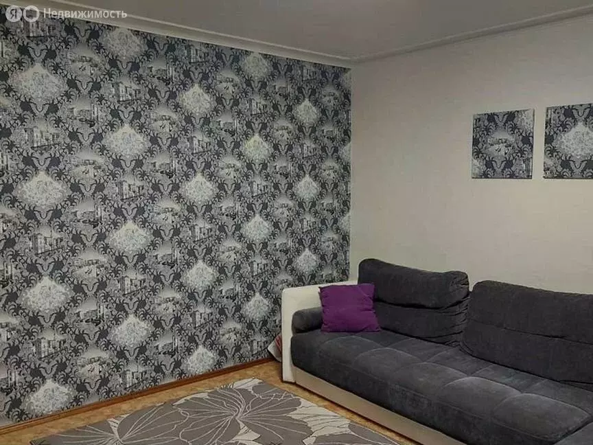 3-комнатная квартира: Шахты, улица Ильюшина, 26 (61 м) - Фото 0