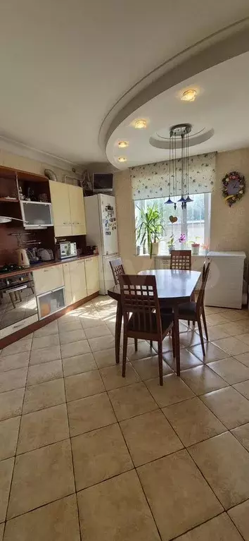 3-к. квартира, 93,5 м, 1/3 эт. - Фото 1