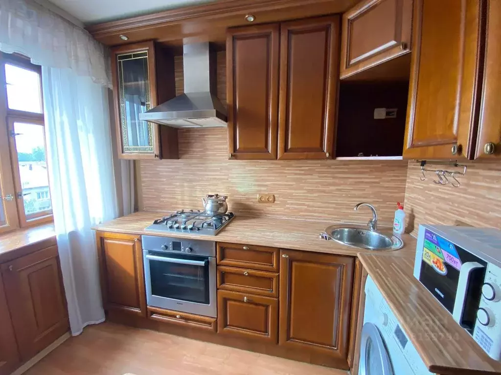 3-к кв. Башкортостан, Уфа просп. Октября, 65 (65.0 м) - Фото 1
