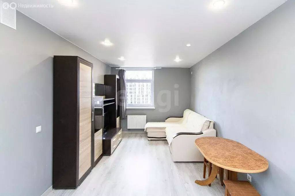 Квартира-студия: Тюмень, улица Первооткрывателей, 2 (25 м) - Фото 2