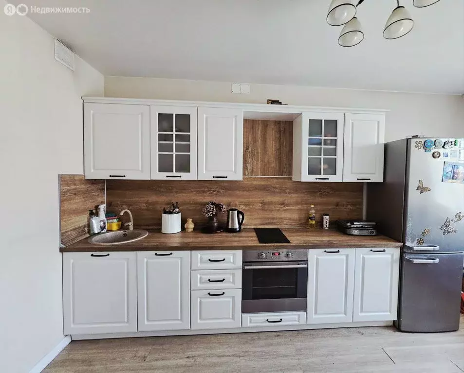 3-комнатная квартира: Улан-Удэ, бульвар Карла Маркса, 18А (80.8 м) - Фото 1