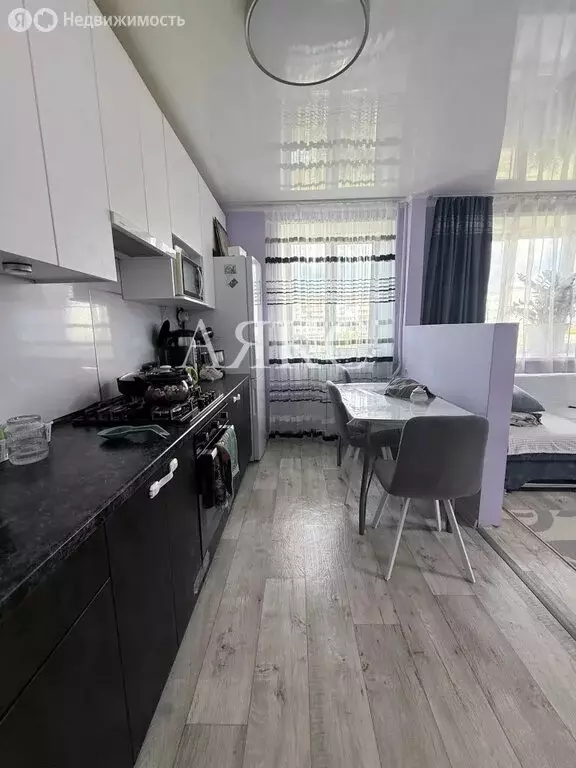 4-комнатная квартира: Ишимбай, Стахановская улица, 16А (77.2 м) - Фото 1