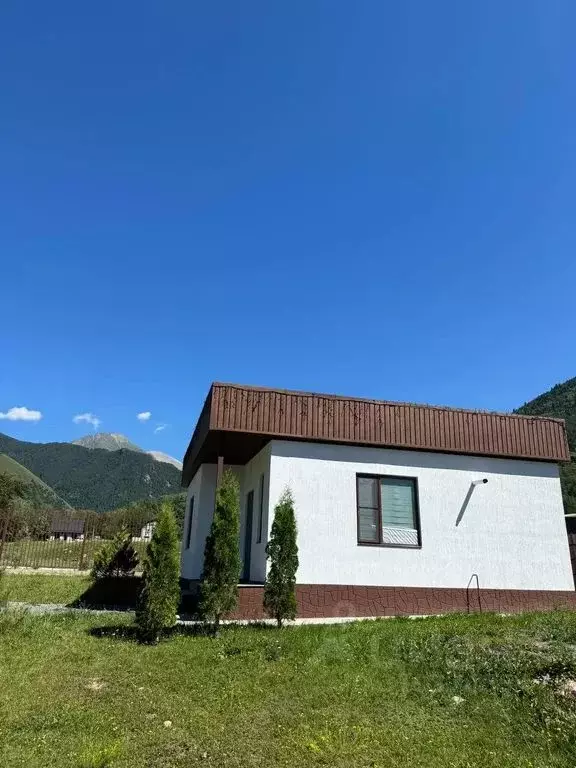 Дом в Карачаево-Черкесия, Теберда Карачаевский городской округ, ... - Фото 0