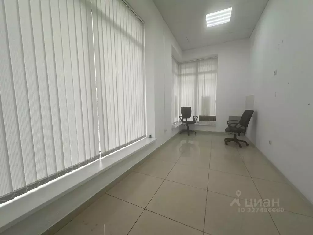 Офис в Ставропольский край, Ессентуки ул. Володарского (20 м) - Фото 2