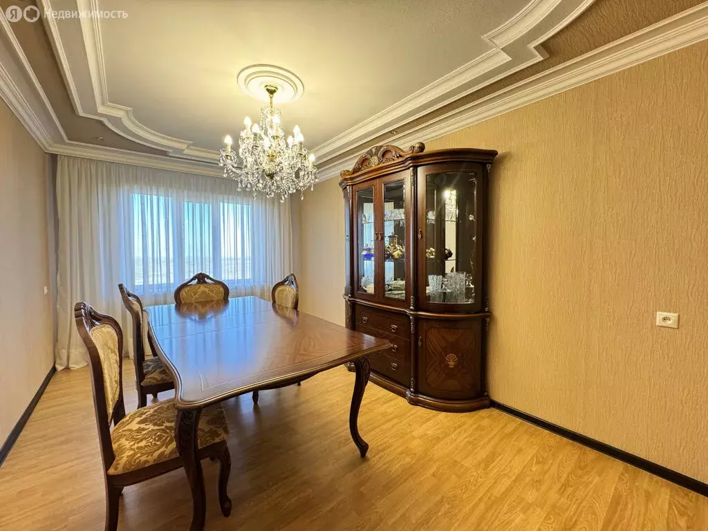 3-комнатная квартира: Нальчик, улица Шогенова, 22 (68.5 м) - Фото 1