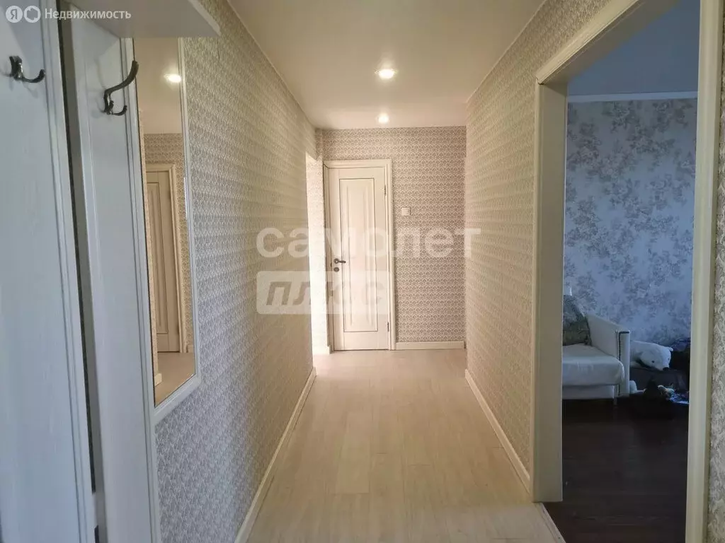 3-комнатная квартира: Сыктывкар, улица Мира, 44 (56.2 м) - Фото 1