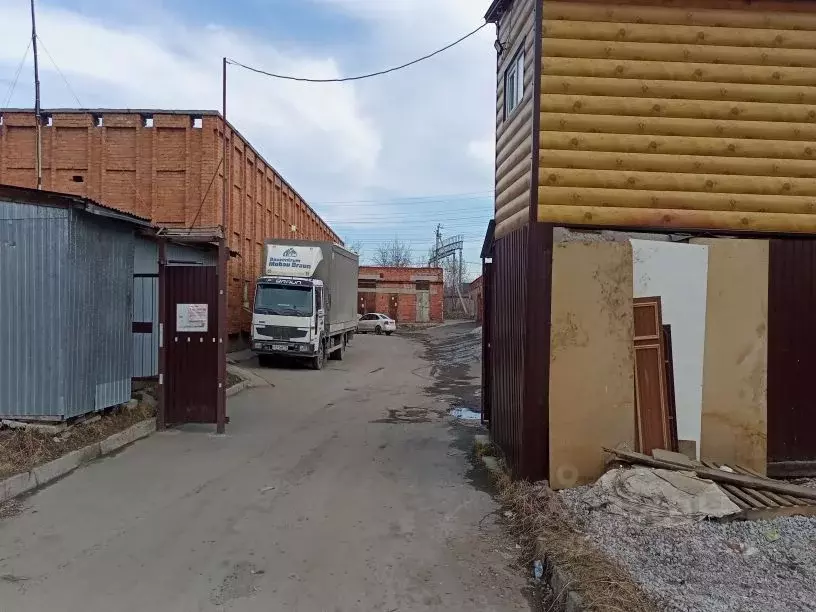 Гараж в Свердловская область, Екатеринбург ул. Астраханская, 36 (17 м) - Фото 2