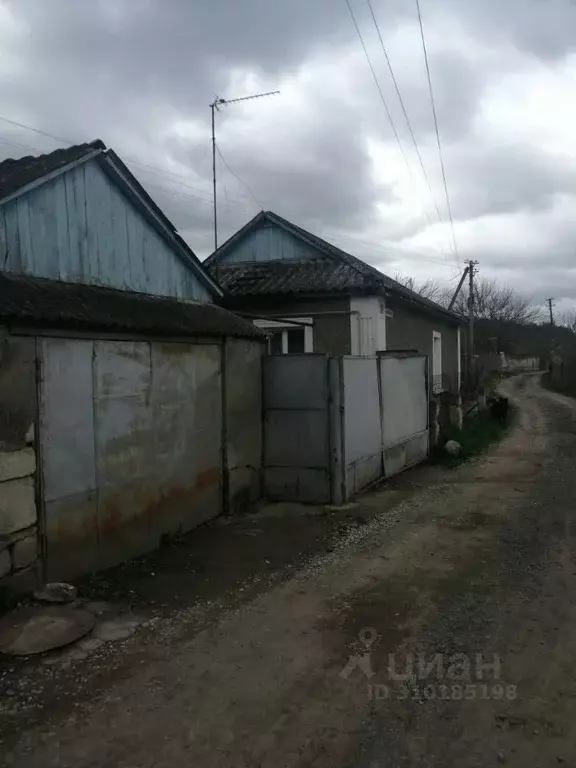 Дом в Крым, Бахчисарайский район, Почтовское с/пос, с. Новопавловка ... - Фото 1