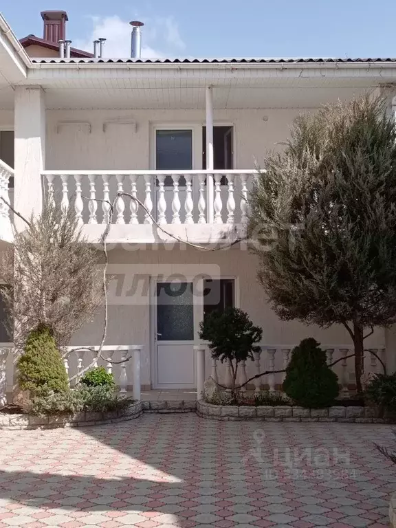 Дом в Крым, Сакский район, Новофедоровка пгт ул. Садовая (1000 м) - Фото 2