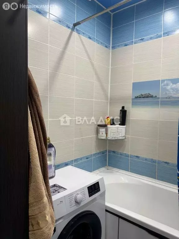 3-комнатная квартира: посёлок городского типа Февральск, Енисейская ... - Фото 1